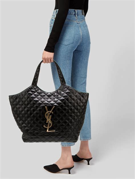 st laurent maxi tote